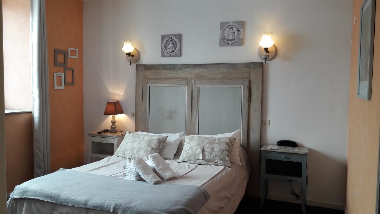 ホテル Chez Francoise バンヌ エクステリア 写真