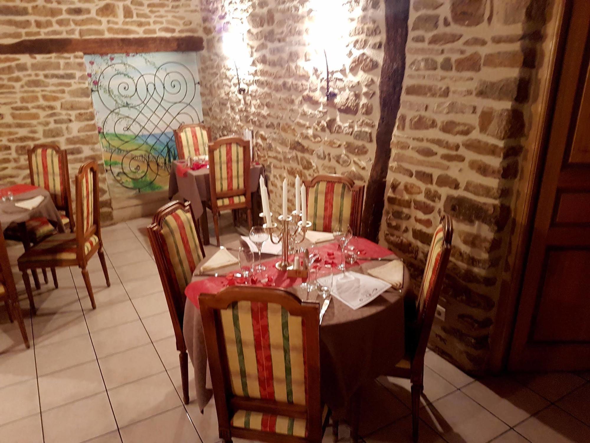 ホテル Chez Francoise バンヌ エクステリア 写真