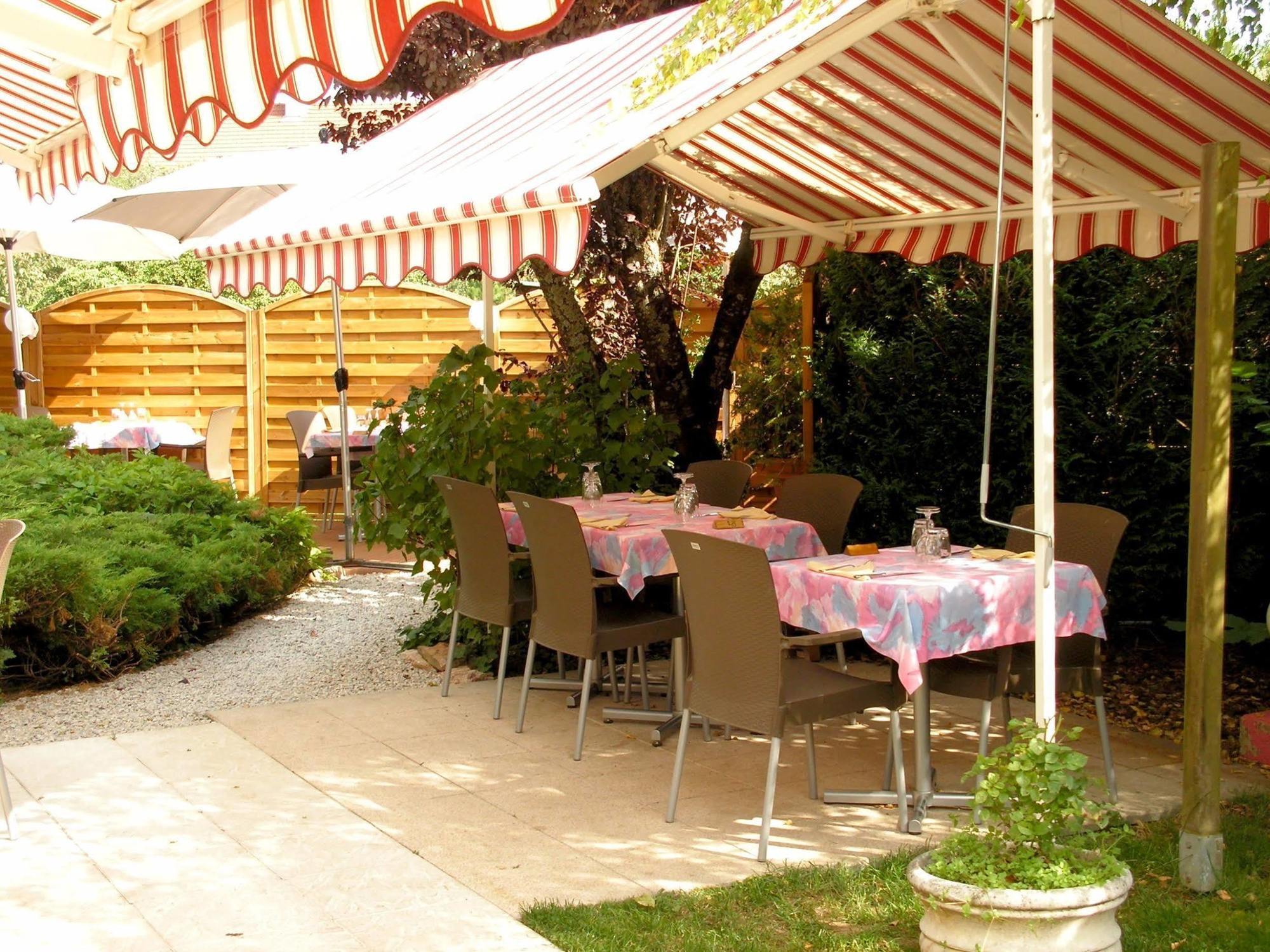 ホテル Chez Francoise バンヌ エクステリア 写真